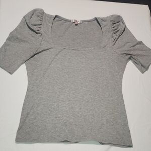 Nine Britton Light Gray Short Sleeve Top
